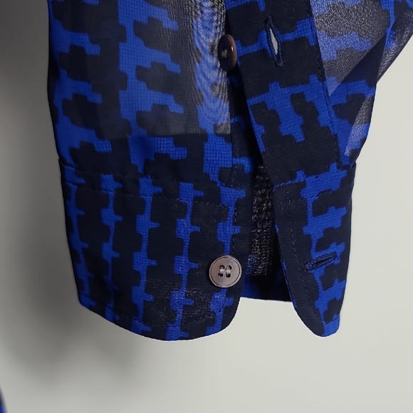 VINCE CAMUTO Houndstooth Print Blue and Black Button Up Size Small - Picture 13 of 13
